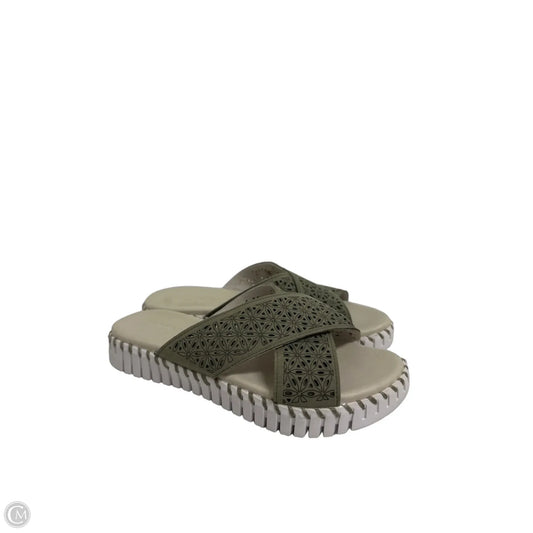 Sandals Flats By Cmc In Green, Size: 6.5