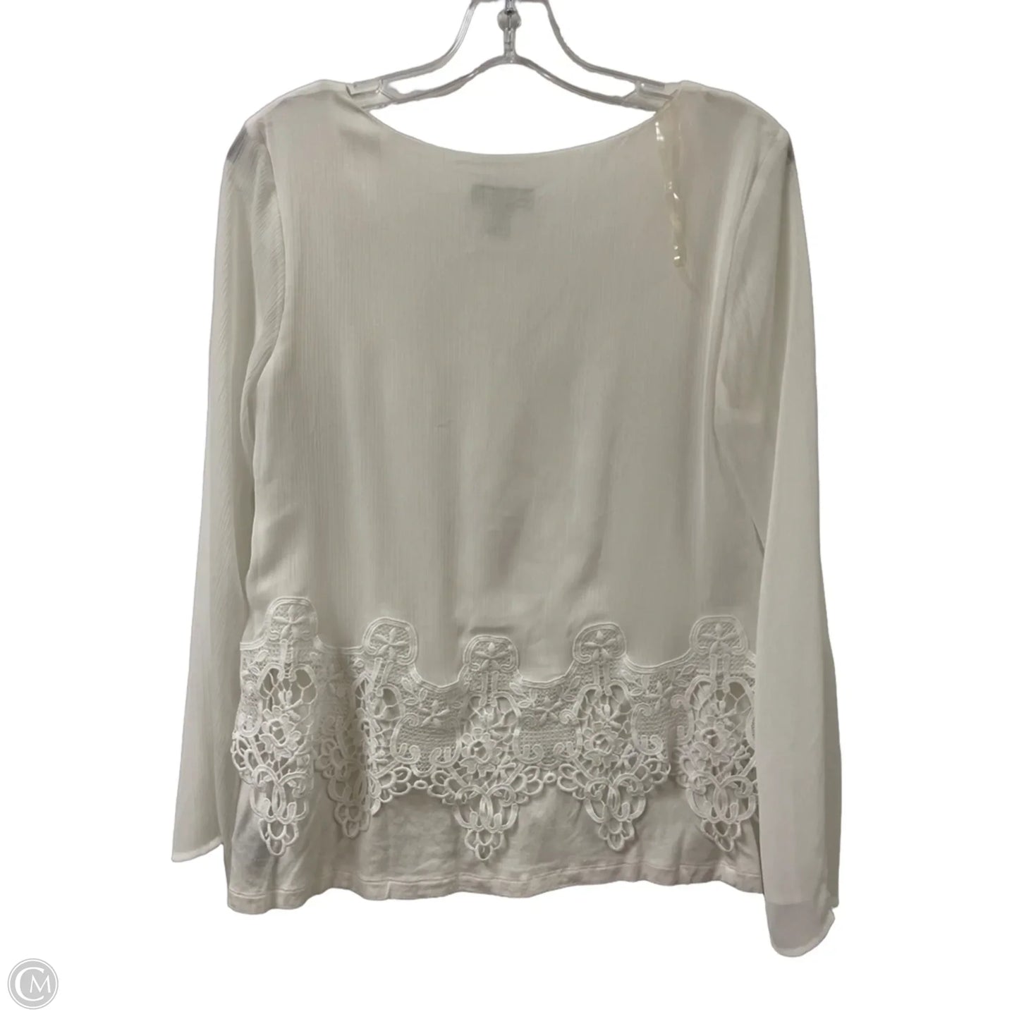 Top Long Sleeve By Clothes Mentor In White, Size: M