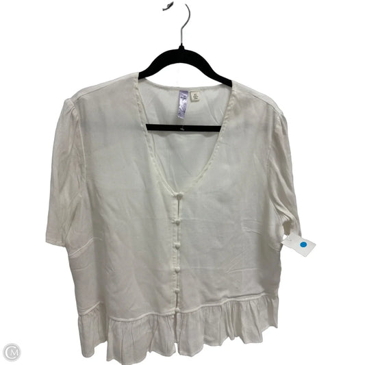Top Short Sleeve By Alya In White, Size: Xl