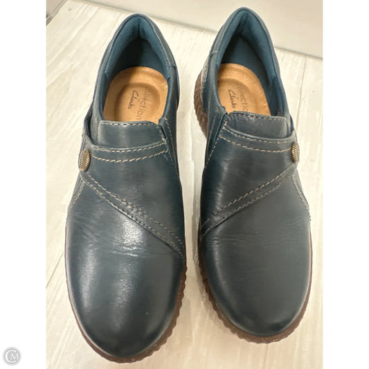 Shoes Flats By Clarks In Blue, Size: 6