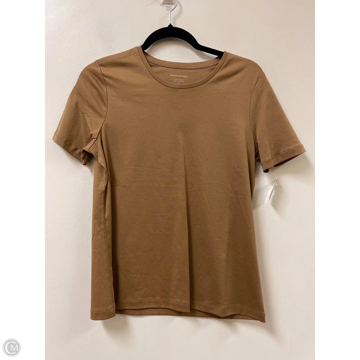 Top Short Sleeve Basic By Banana Republic In Tan, Size: M