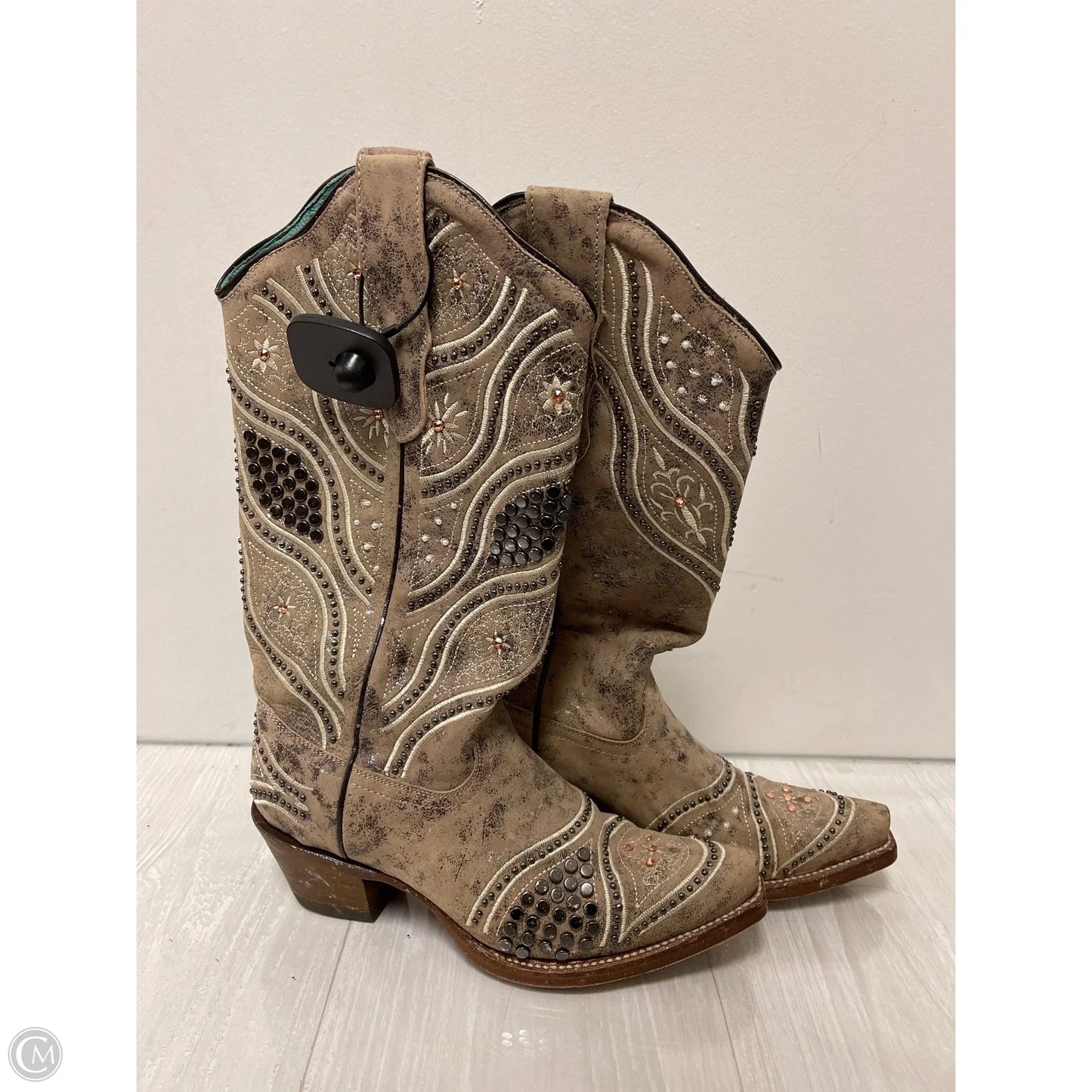 Boots Western By Corral In Cream, Size: 6