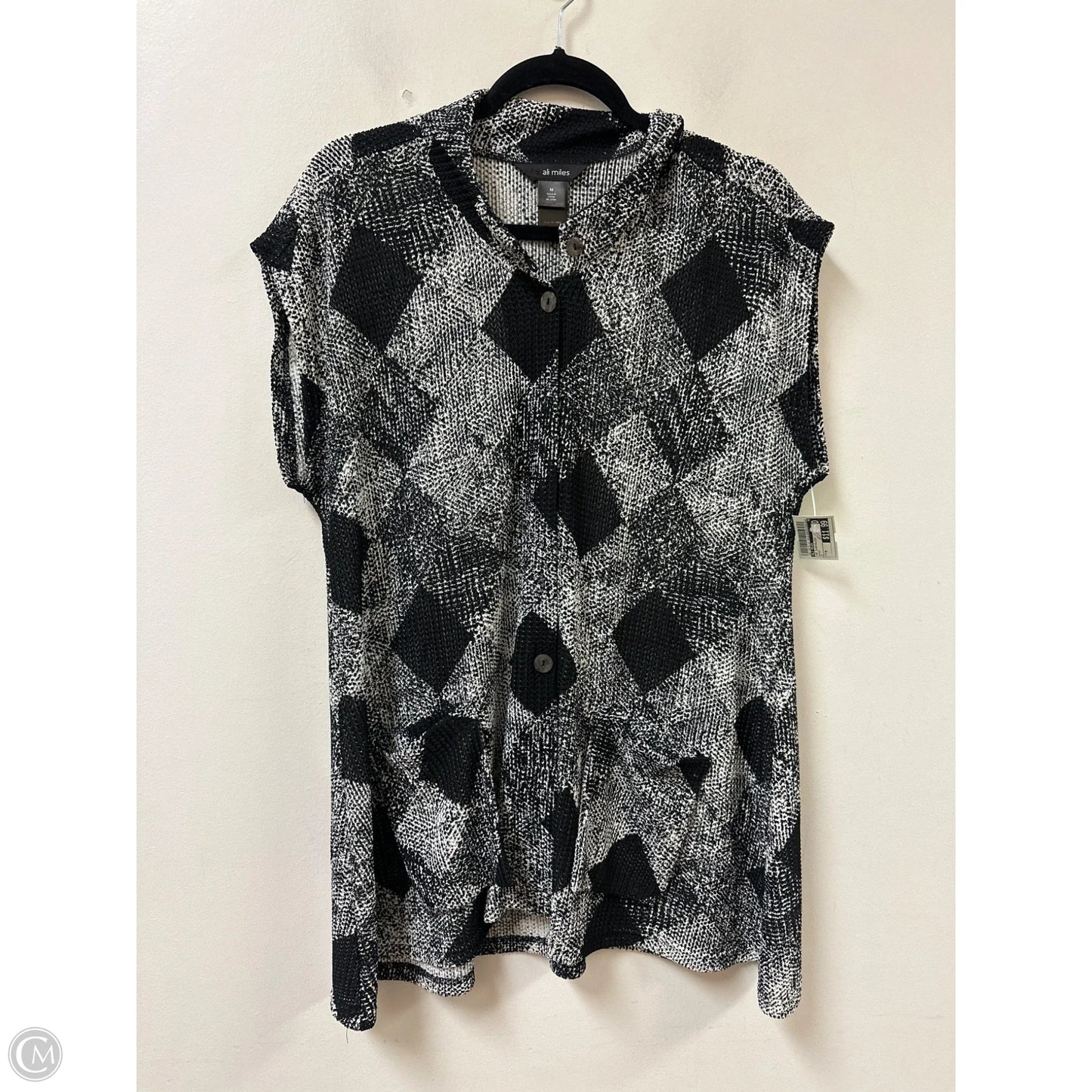 Top Sleeveless By Ali Miles In Black, Size: M