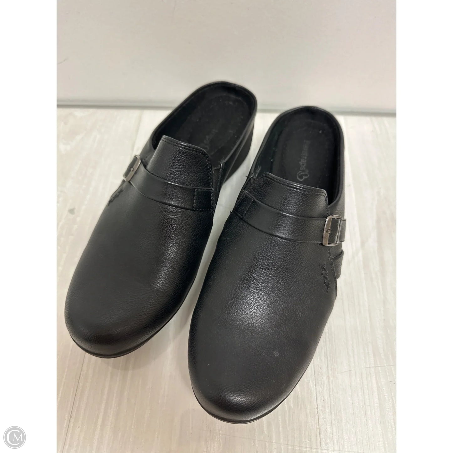 Shoes Flats By Bare Traps In Black, Size: 8