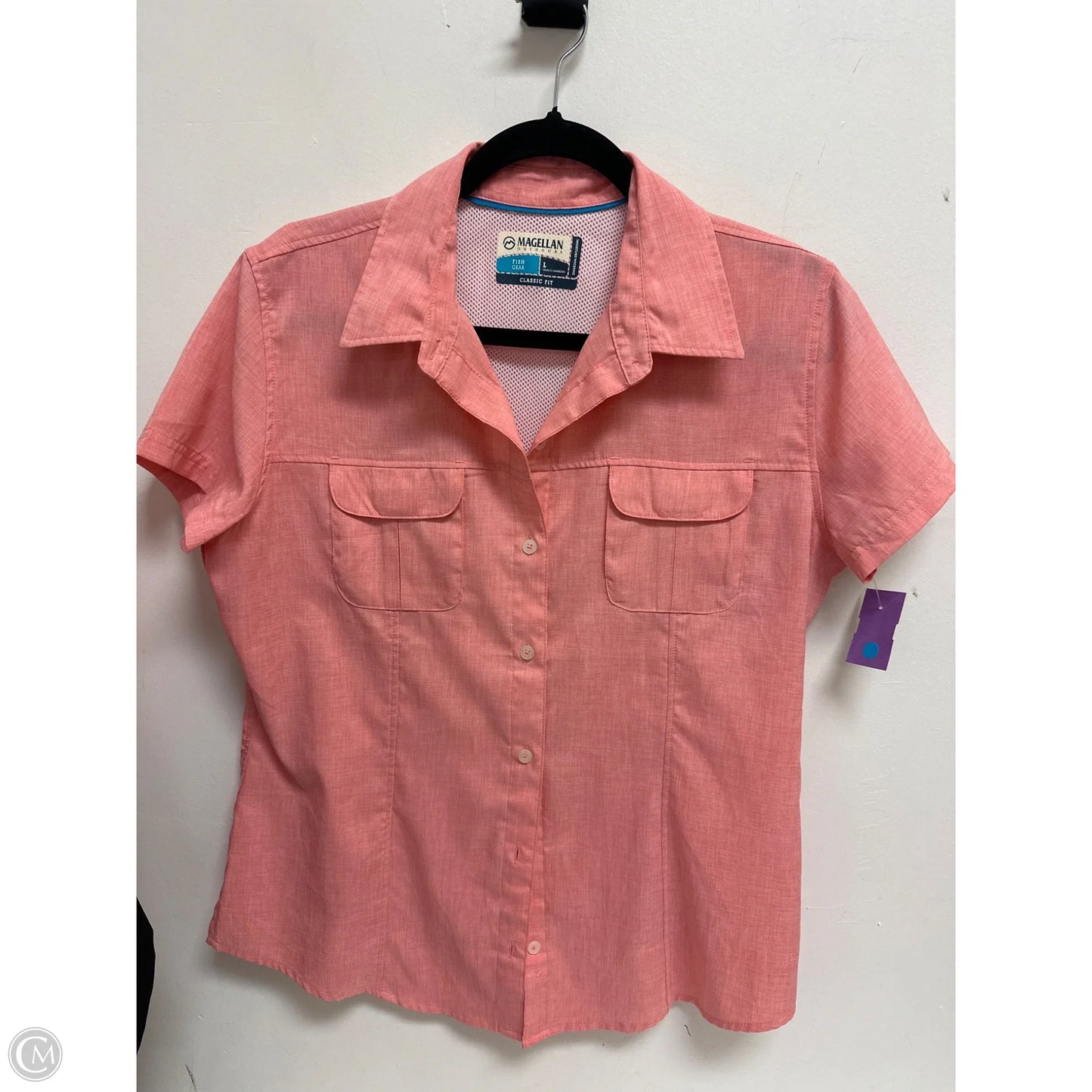 Top Short Sleeve By Magellan In Coral, Size: L