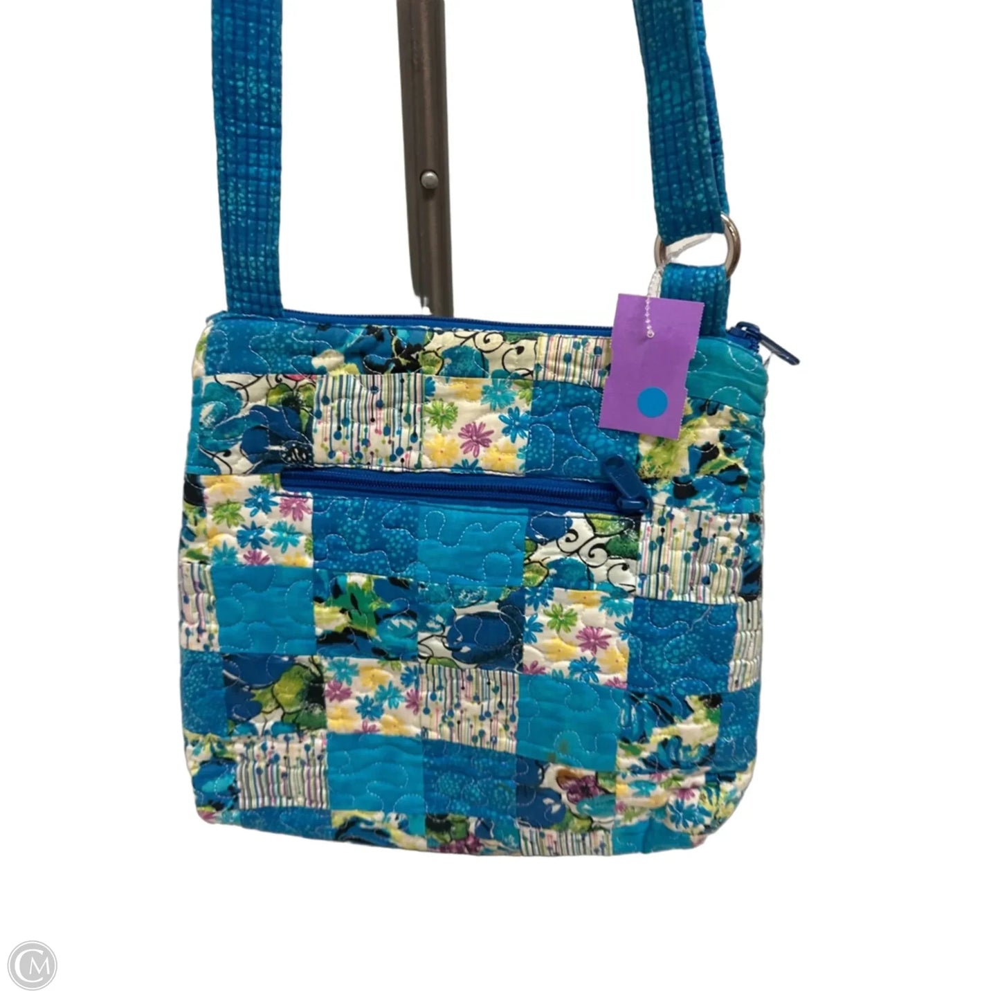 Crossbody By Clothes Mentor, Size: Medium