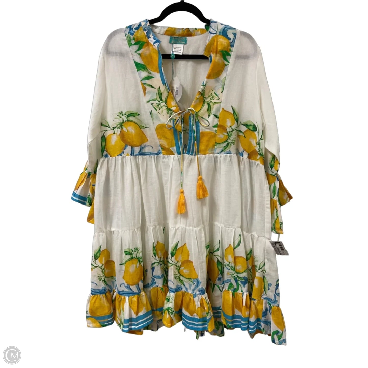 Dress Party Short By Clothes Mentor In Cream, Size: Osfm