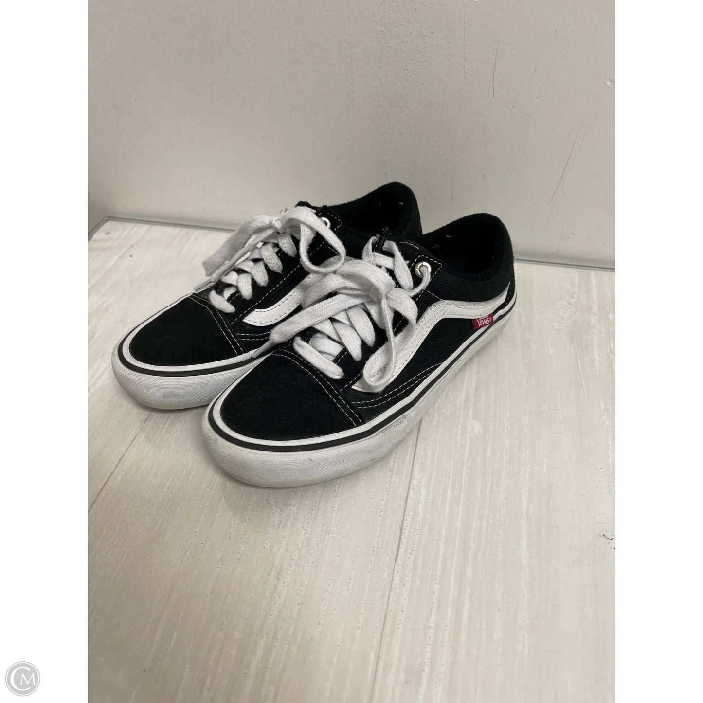 Shoes Athletic By Vans In Black, Size: 5.5