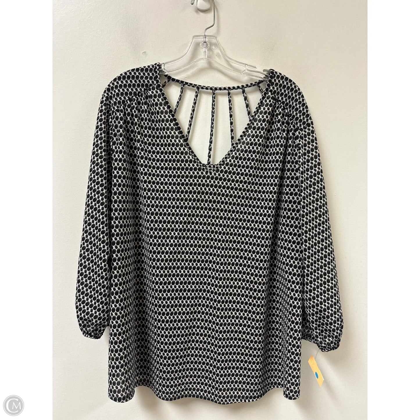 Top Long Sleeve By Clothes Mentor In Black & Grey, Size: L