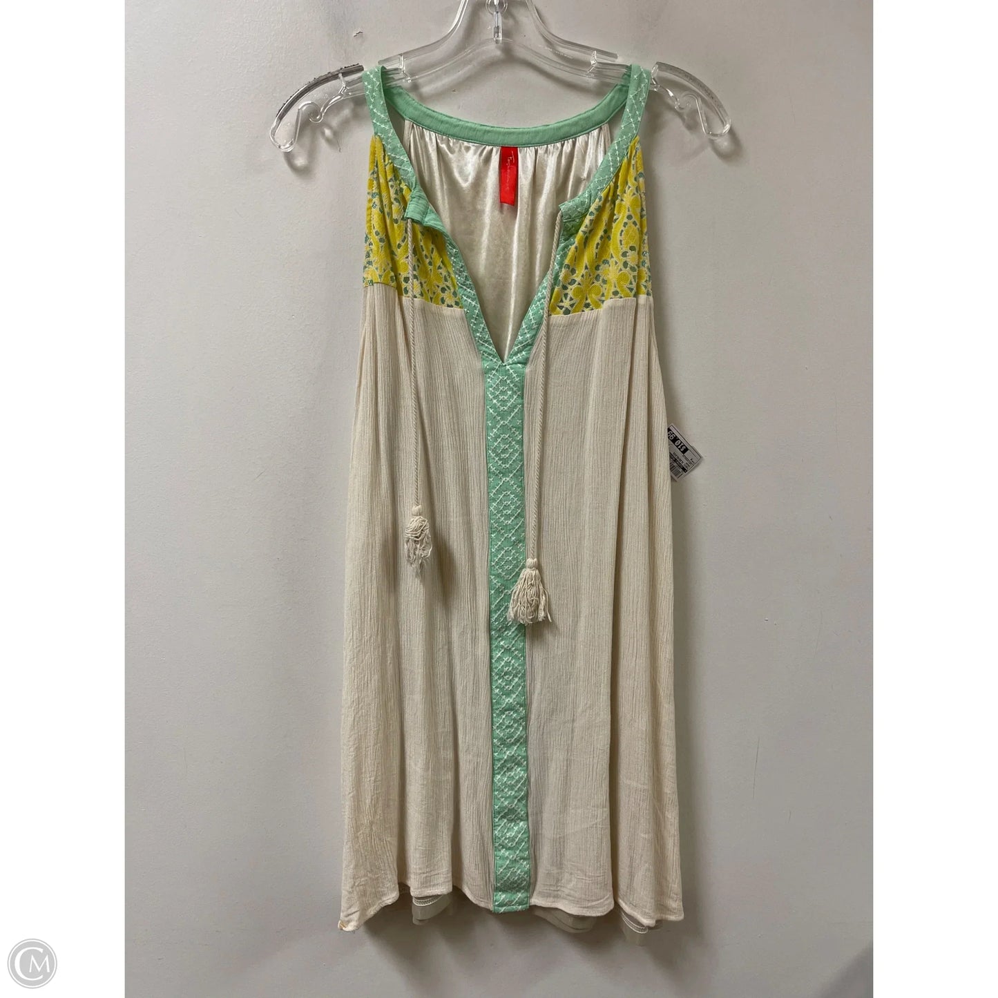 Tunic Sleeveless By Clothes Mentor In Cream, Size: M