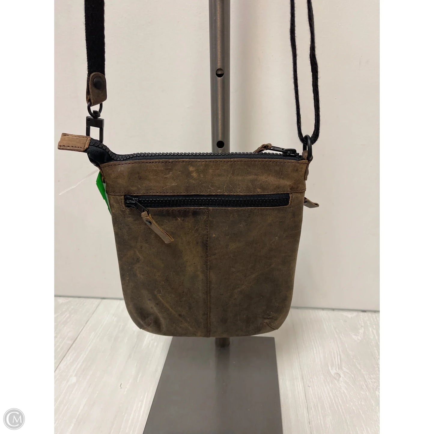 Crossbody Leather By Clothes Mentor, Size: Small