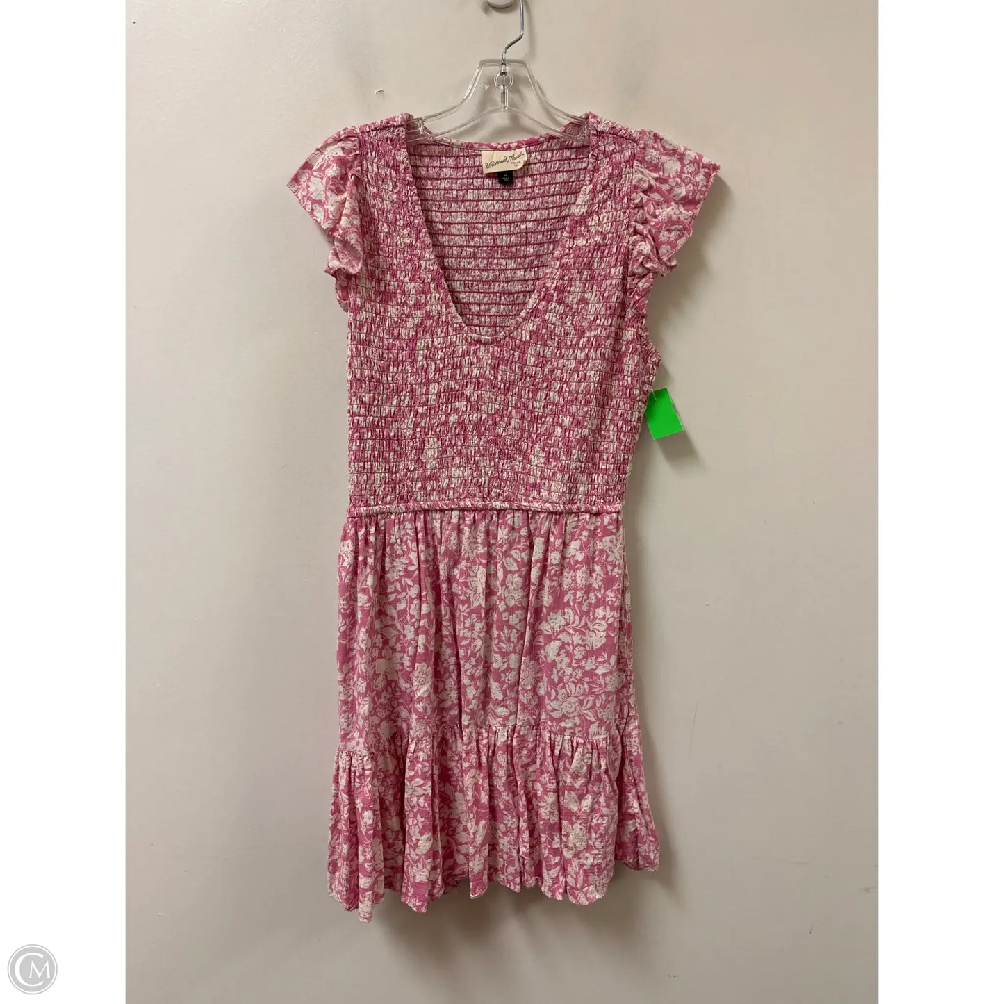 Dress Casual Short By Universal Thread In Pink & White, Size: M