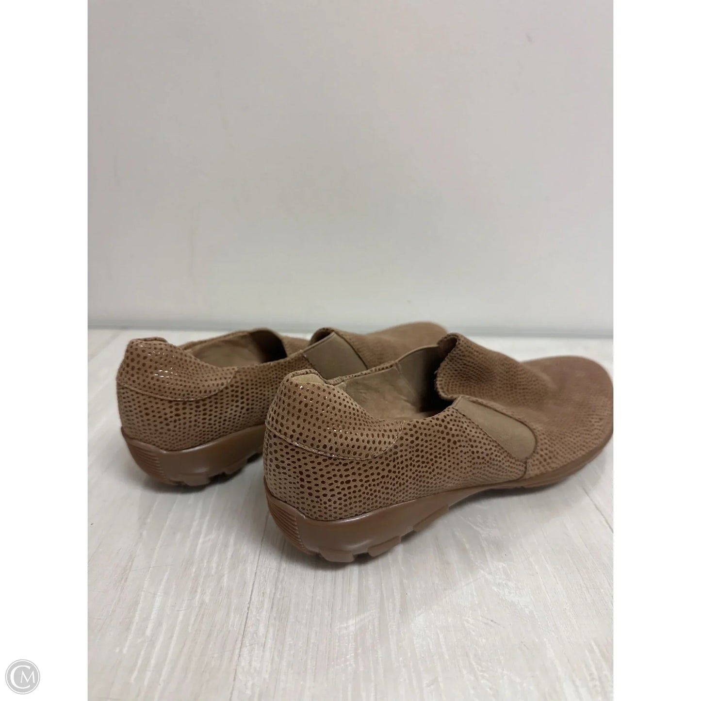 Shoes Flats By Vaneli In Brown, Size: 7.5
