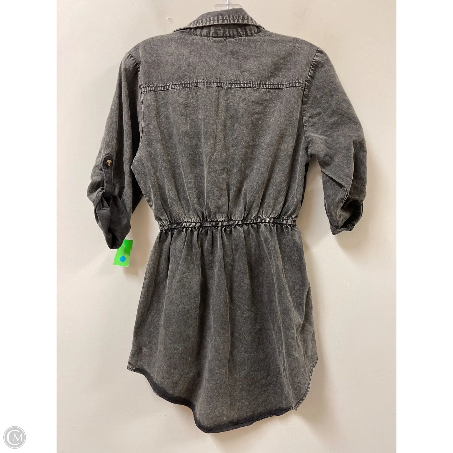 Tunic Long Sleeve By Clothes Mentor In Grey, Size: M