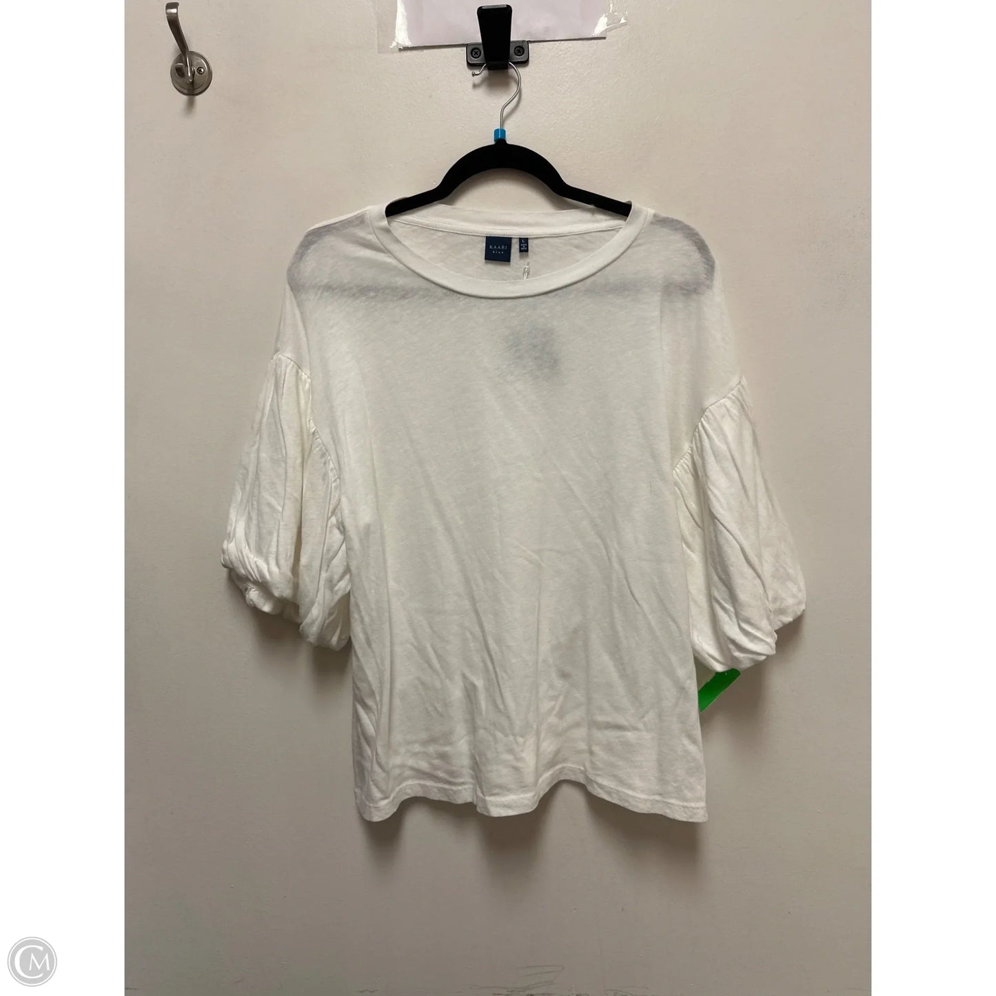 Top Short Sleeve By Kaari Blue In White, Size: L