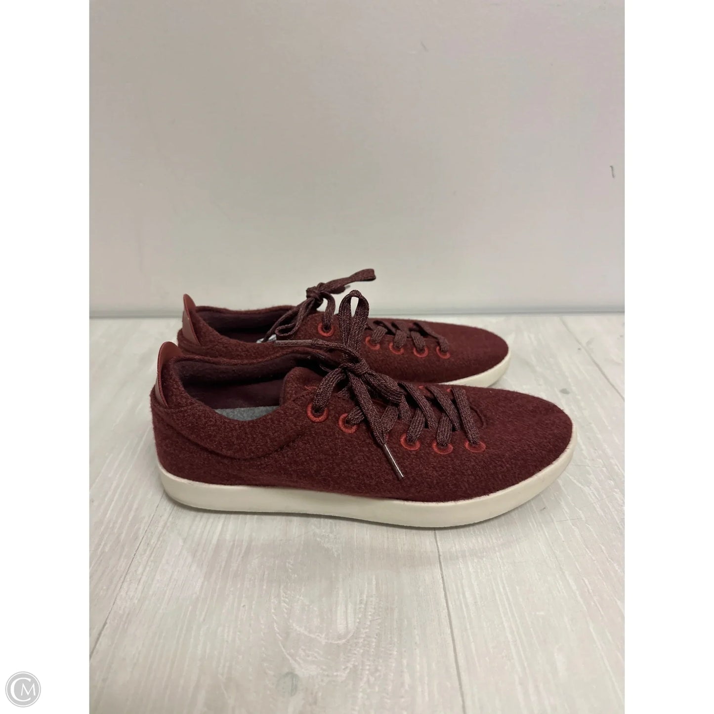 Shoes Sneakers By Allbirds In Red, Size: 9