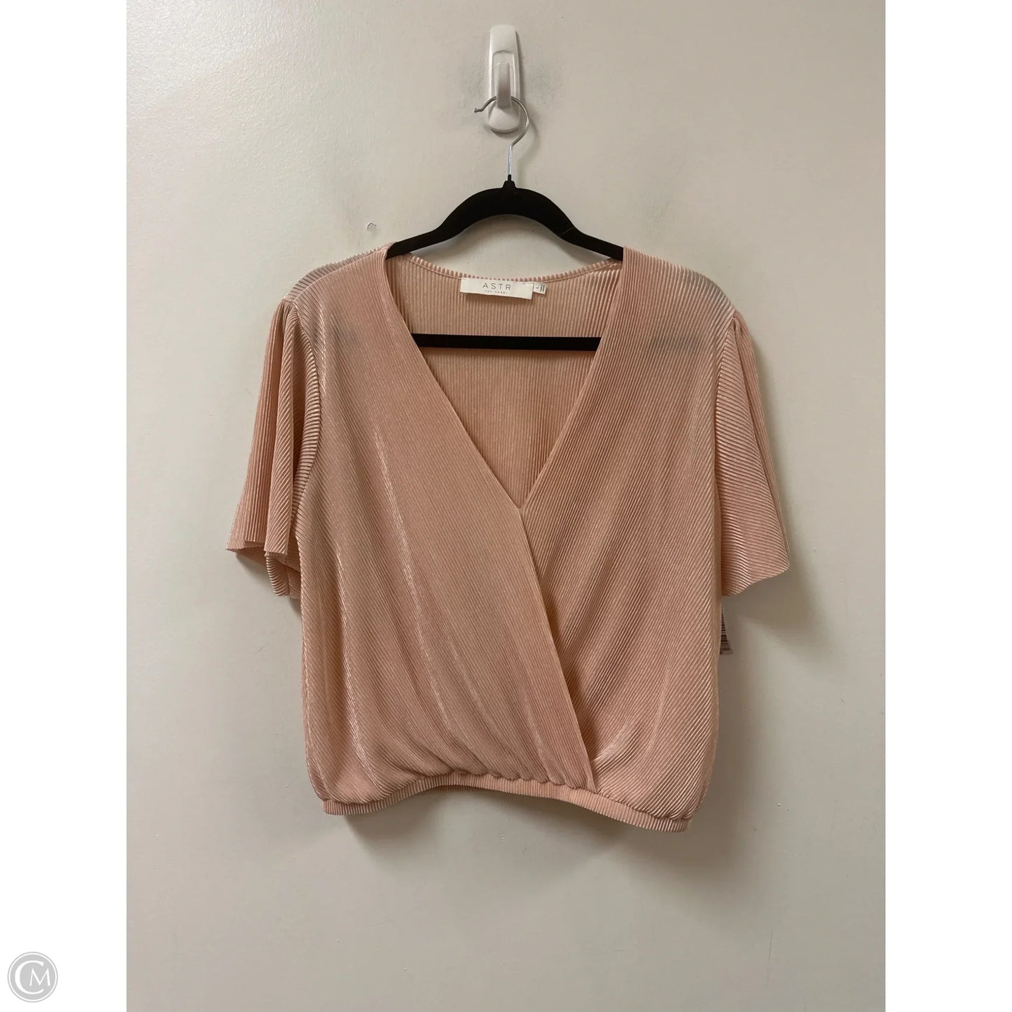 Top Short Sleeve By Astr In Peach, Size: L