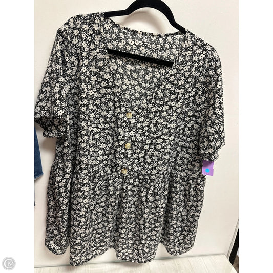 Top Short Sleeve By Clothes Mentor In Black & White, Size: L