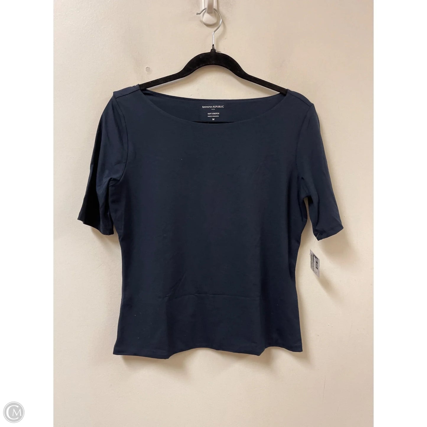 Top Short Sleeve By Banana Republic In Navy, Size: M