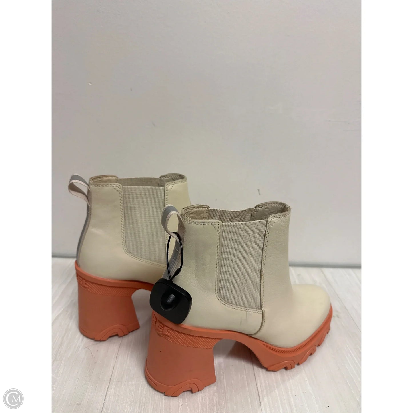 Boots Ankle Heels By Sorel In Cream, Size: 10