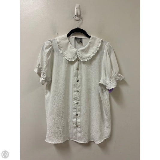 Blouse Short Sleeve By Clothes Mentor In White, Size: L