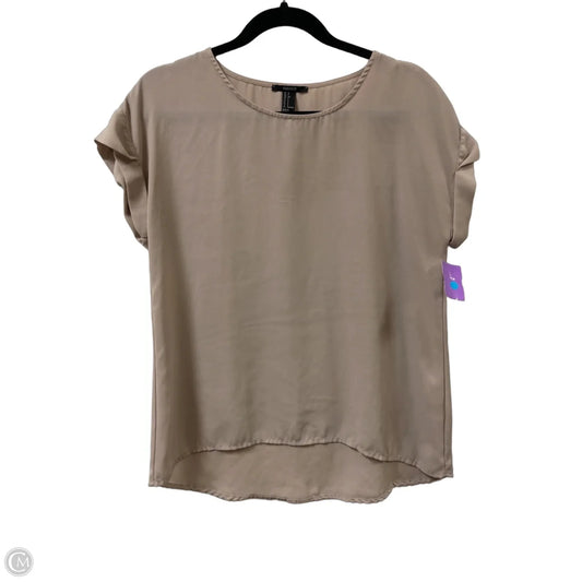 Top Short Sleeve By Forever 21 In Brown, Size: S