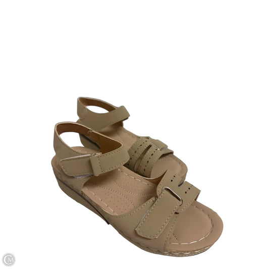 Sandals Heels Wedge By Clothes Mentor In Cream, Size: 6