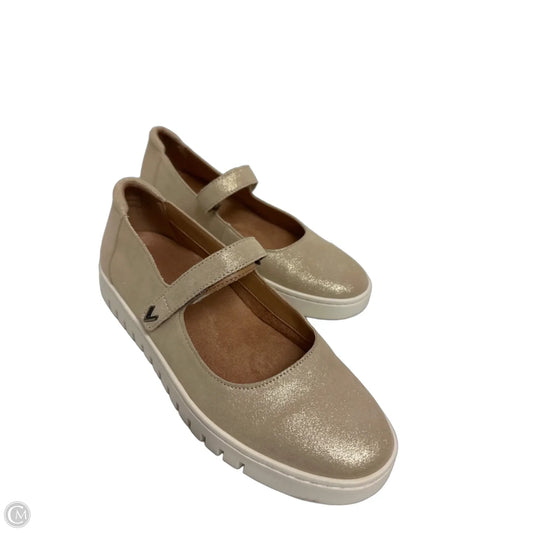 Shoes Flats By Vionic In Gold, Size: 7.5