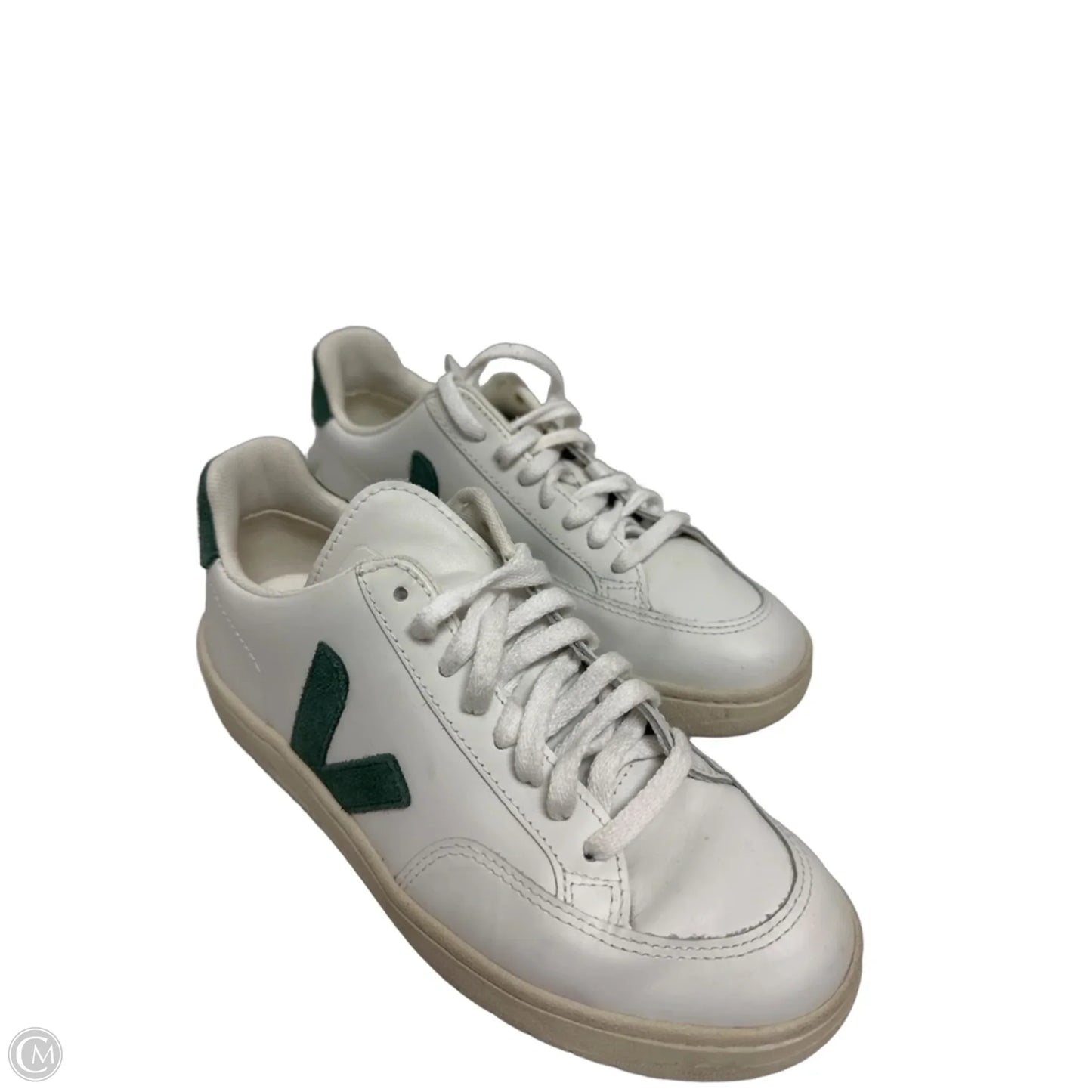 Shoes Sneakers By Clothes Mentor In Green & White, Size: 7