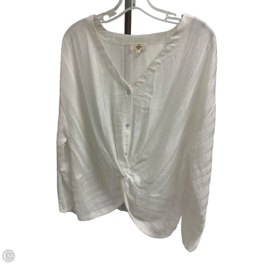 Top Long Sleeve By Entro In White, Size: L
