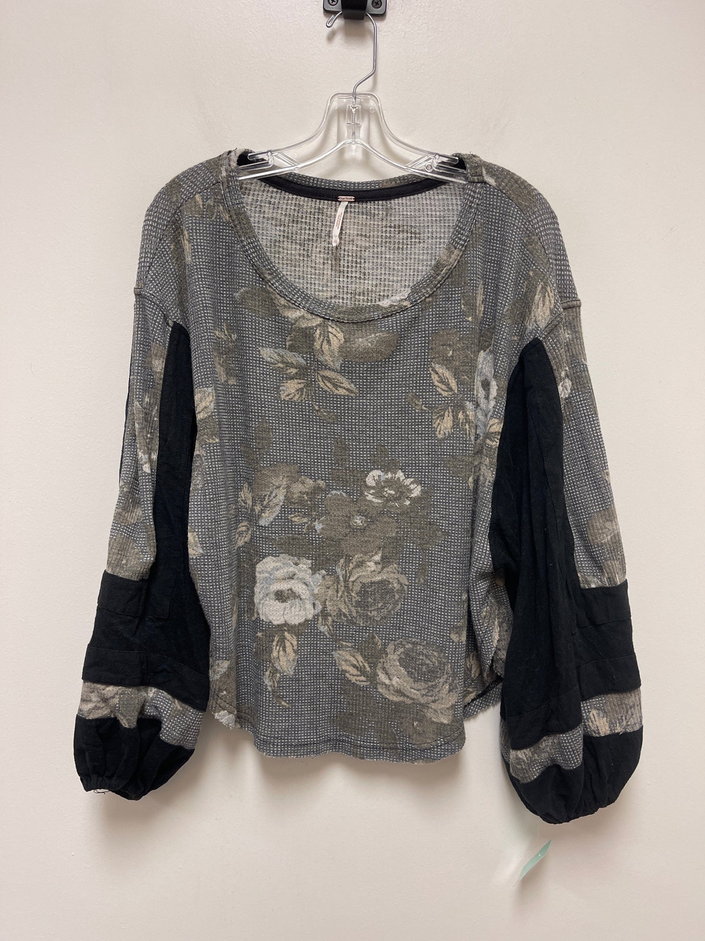 Top Long Sleeve By Free People  Size: Xs