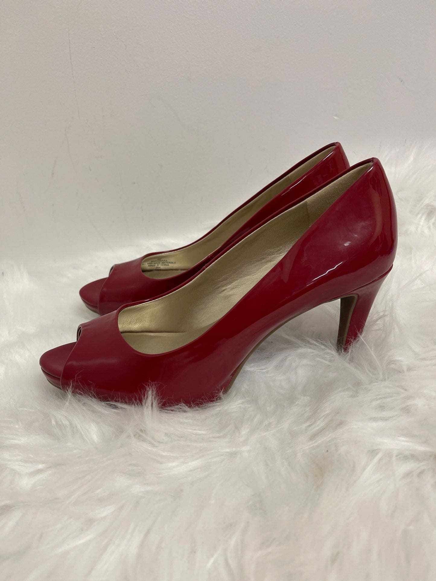 Red Shoes Heels Block Bandolino, Size 8