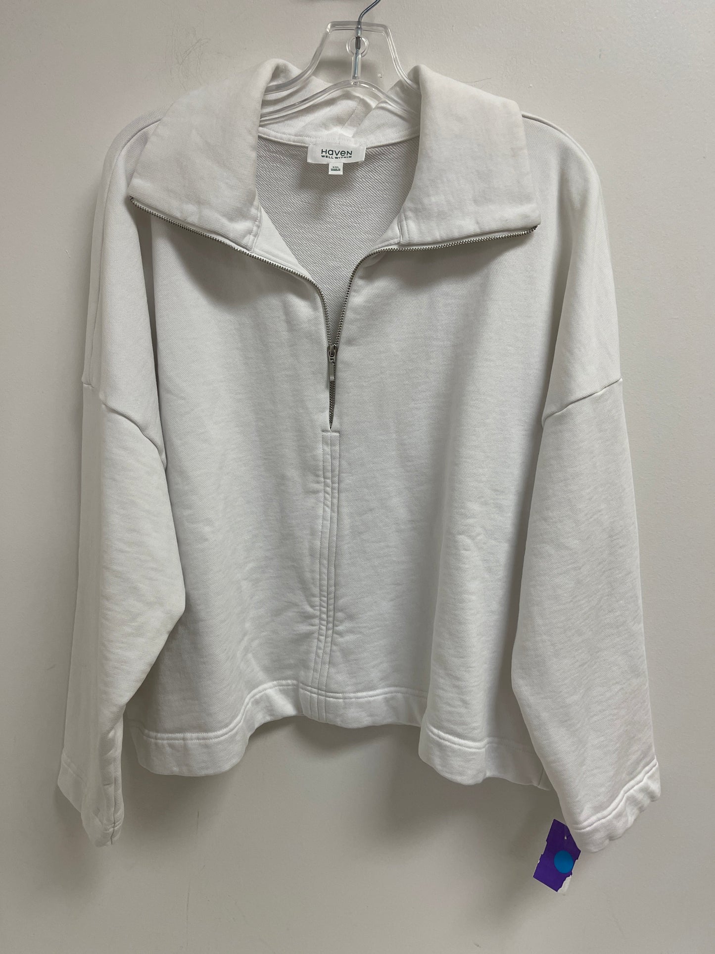 White Sweatshirt Collar Clothes Mentor, Size 2x