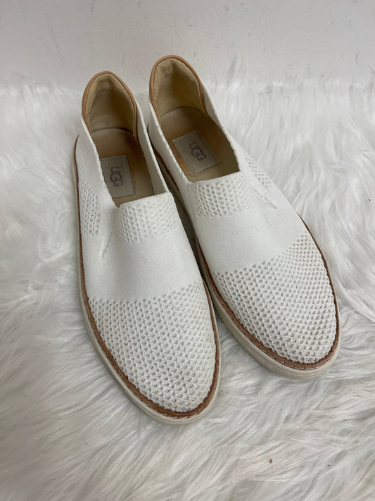 White Shoes Flats Ugg, Size 8