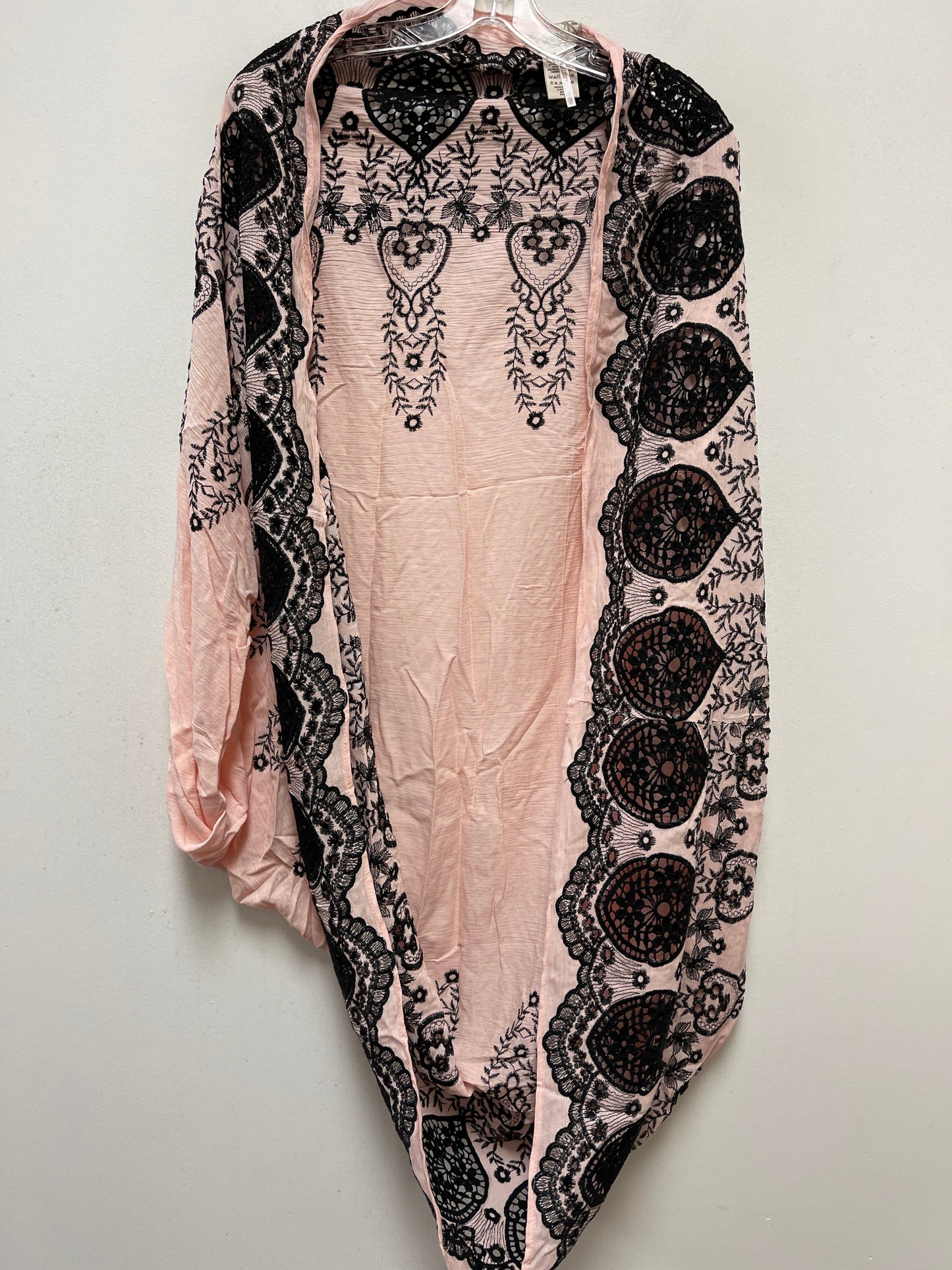 Black & Pink Kimono Free People, Size Onesize