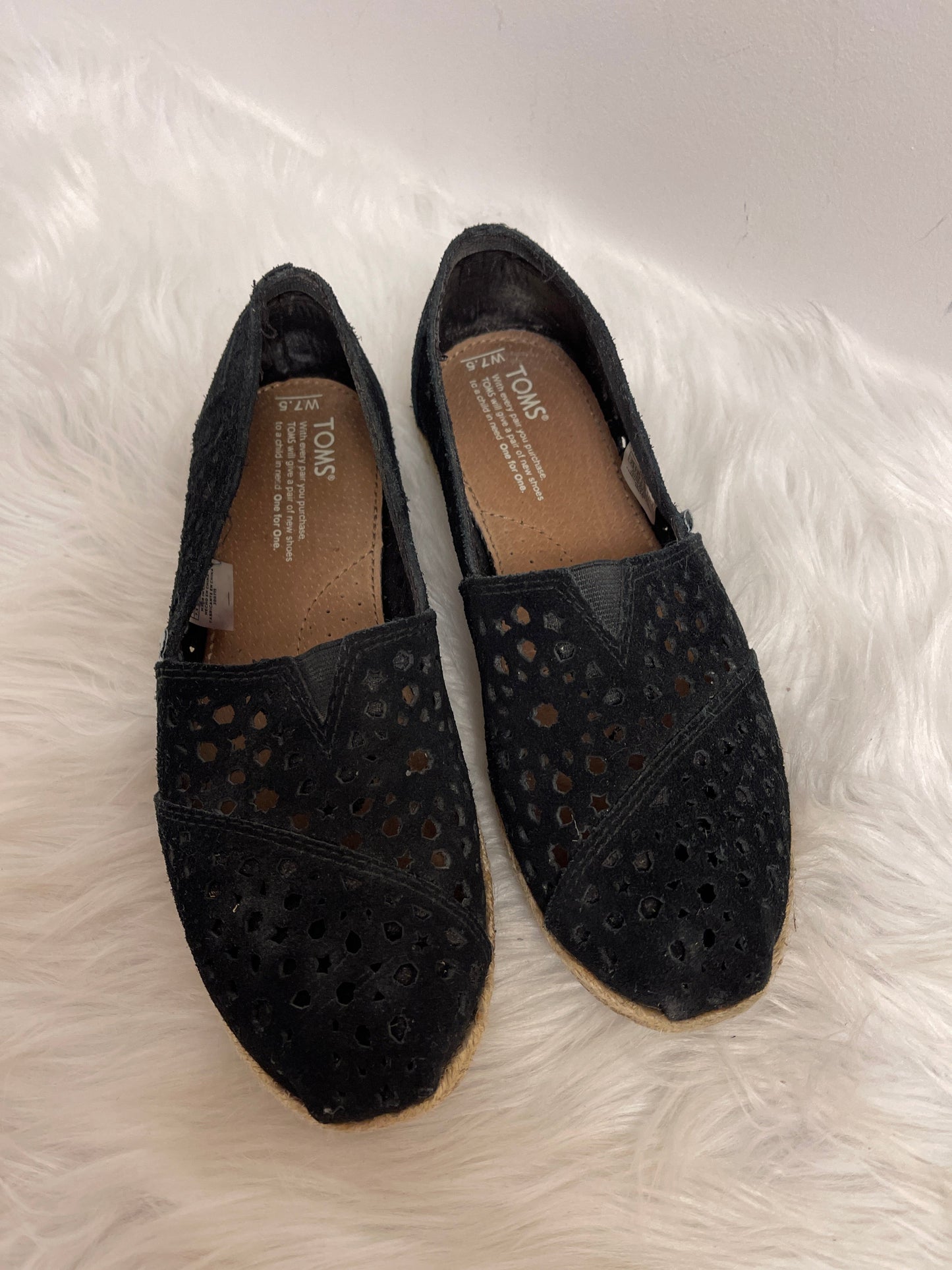 Shoes Flats By Toms In Black, Size: 7.5