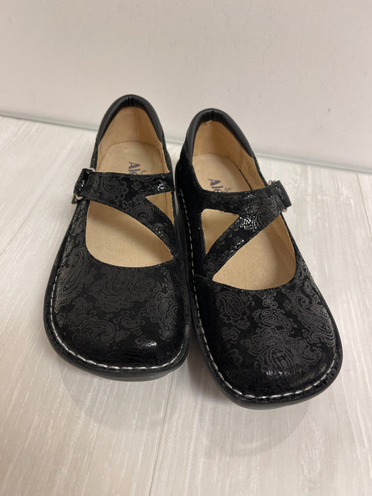 Shoes Flats By Alegria In Black, Size: 8.5