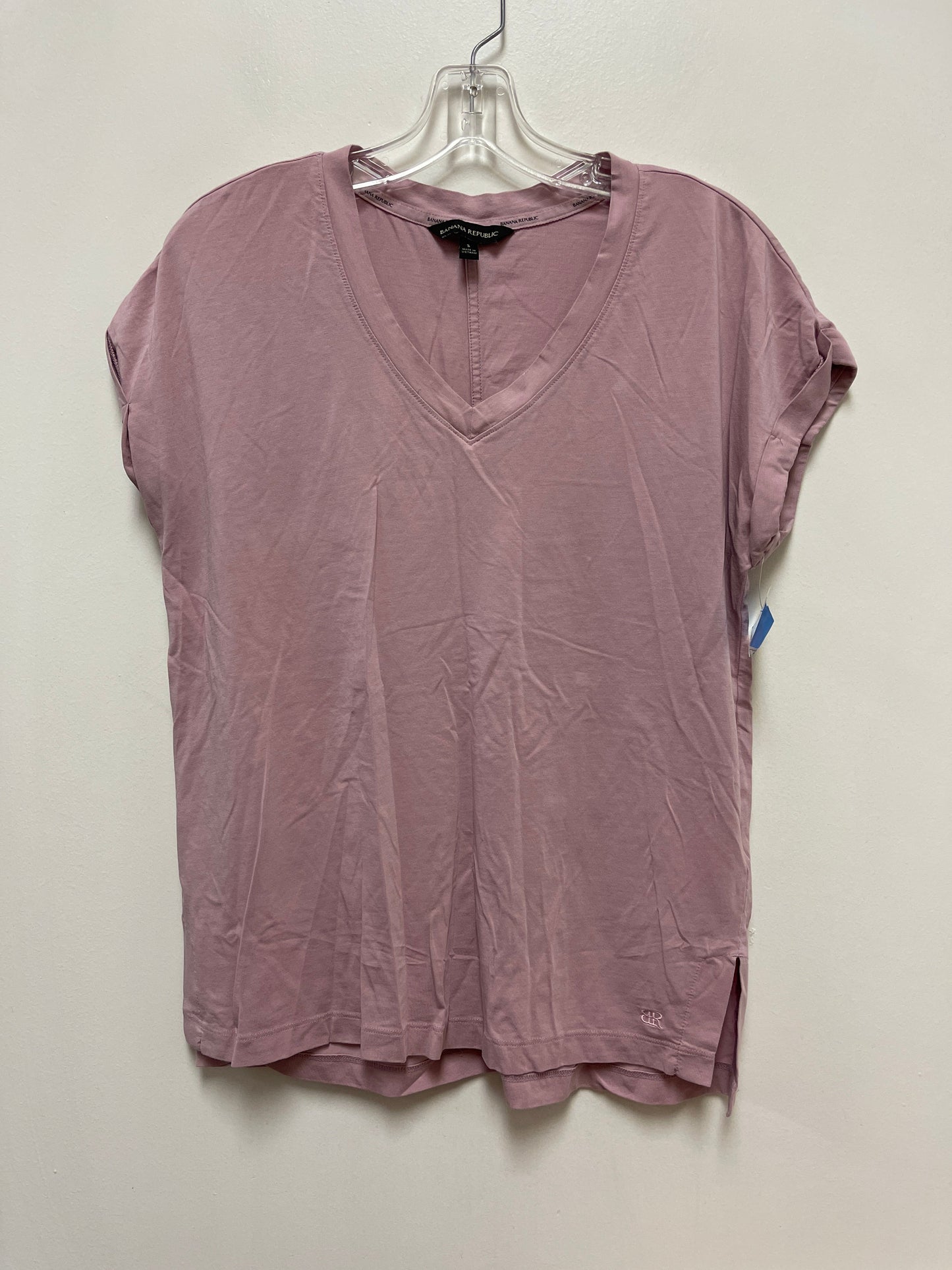 Top Short Sleeve Basic By Banana Republic In Pink, Size: S