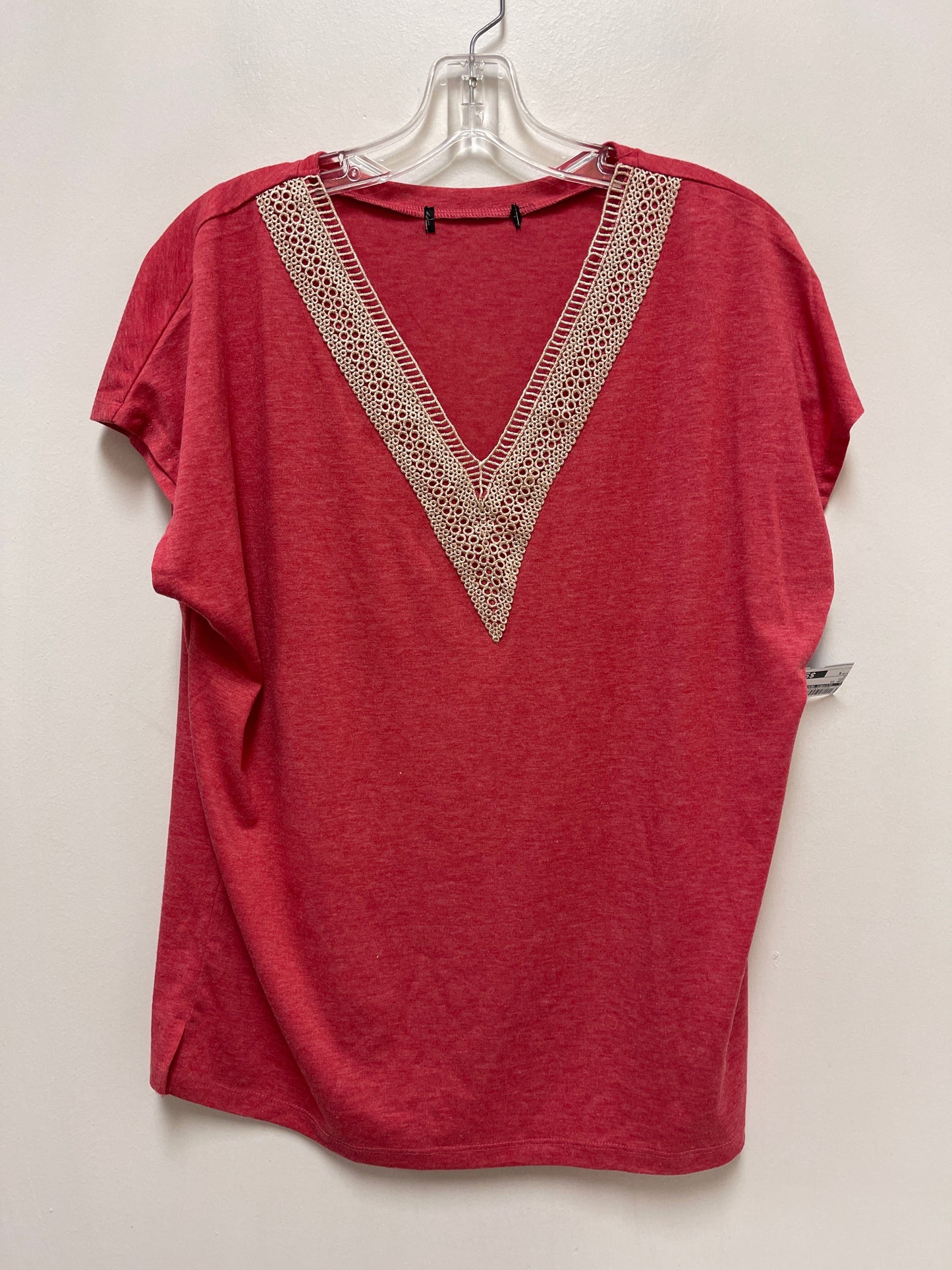 Top Short Sleeve By Clothes Mentor In Red, Size: S