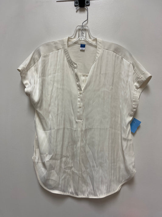 Top Short Sleeve By Old Navy In White, Size: S