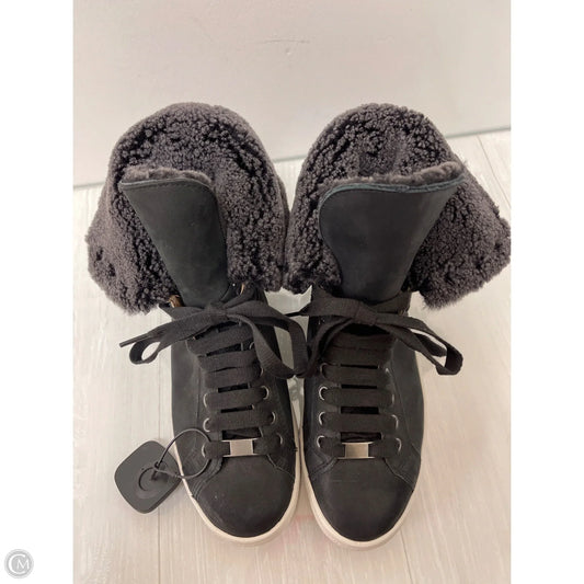 Shoes Designer By Ugg In Black, Size: 8