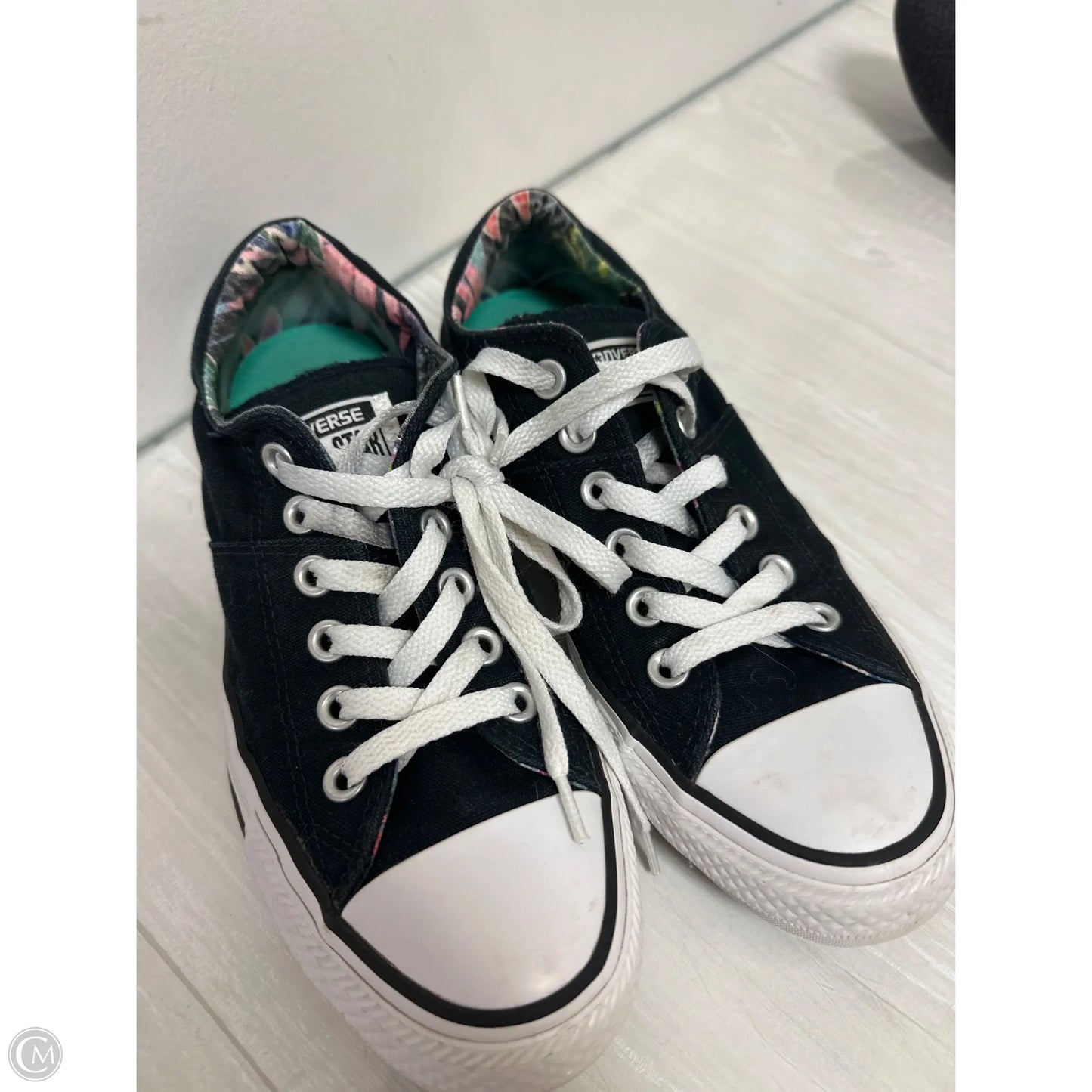 Shoes Sneakers By Converse In Black, Size: 7