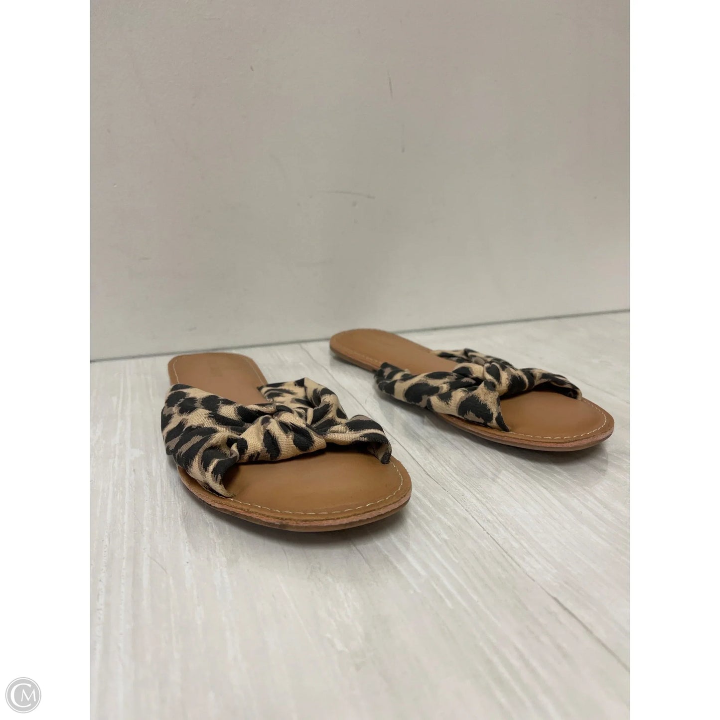 Sandals Flats By Old Navy In Animal Print, Size: 8