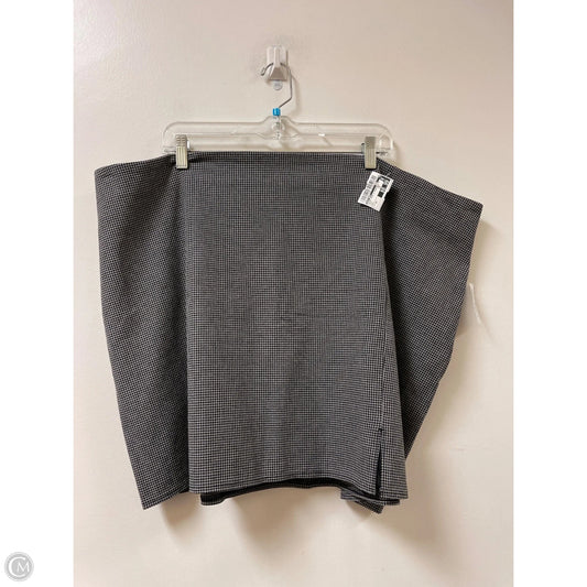 Skirt Mini & Short By Old Navy In Grey, Size: 3x