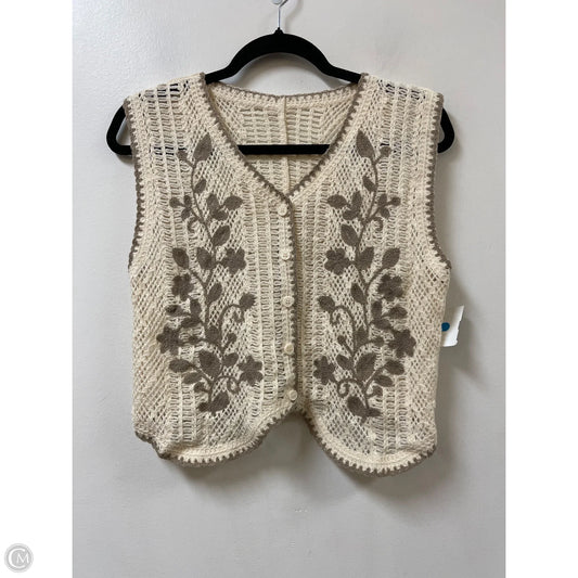 Vest Sweater By Clothes Mentor In Cream, Size: S