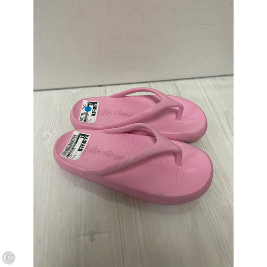 Sandals Flats By Clothes Mentor In Pink, Size: 7