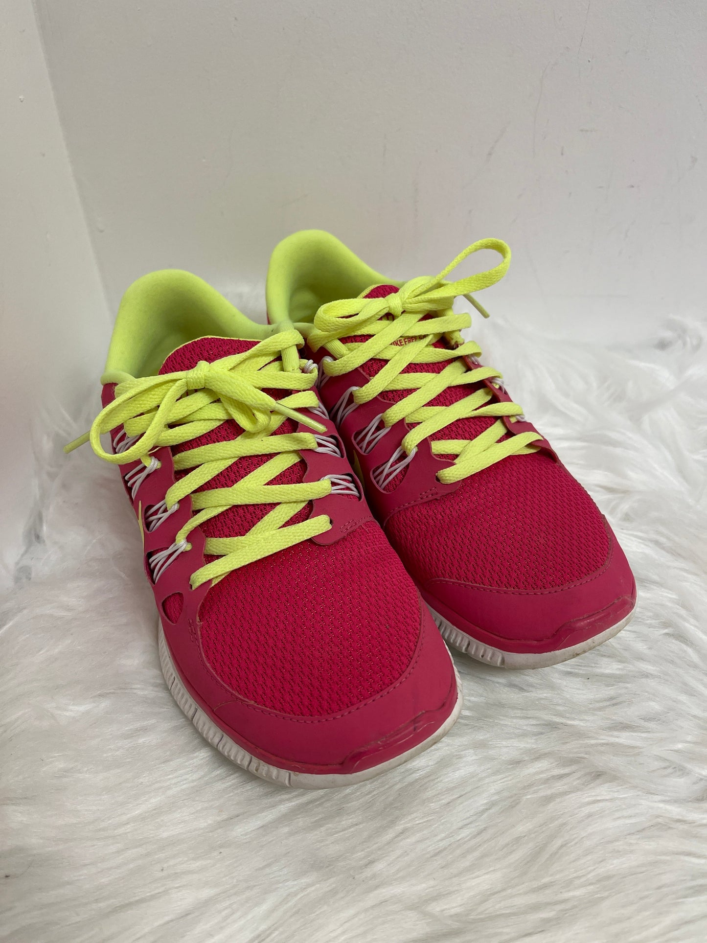 Pink Shoes Athletic Nike, Size 7