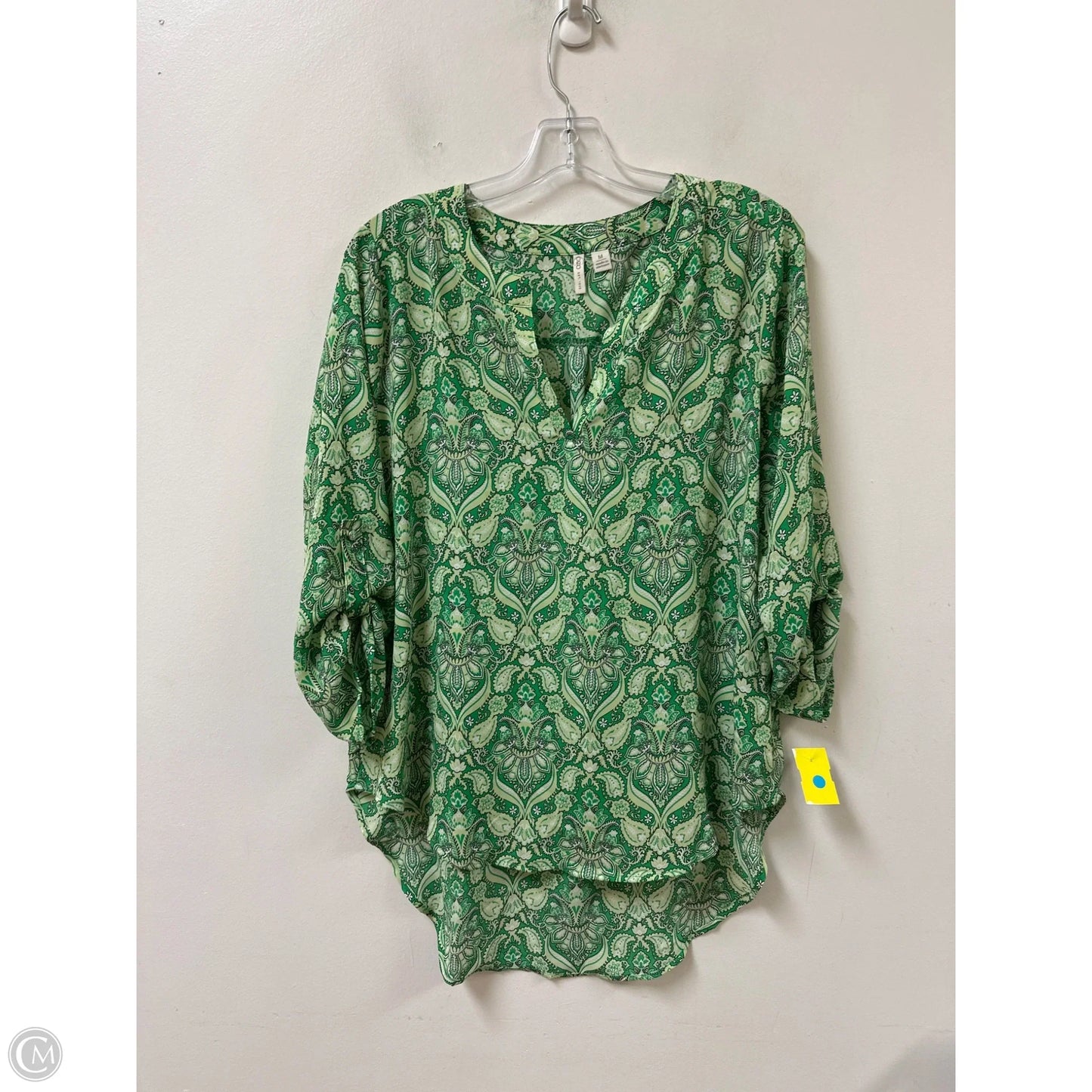 Top Long Sleeve By Cato In Green, Size: M