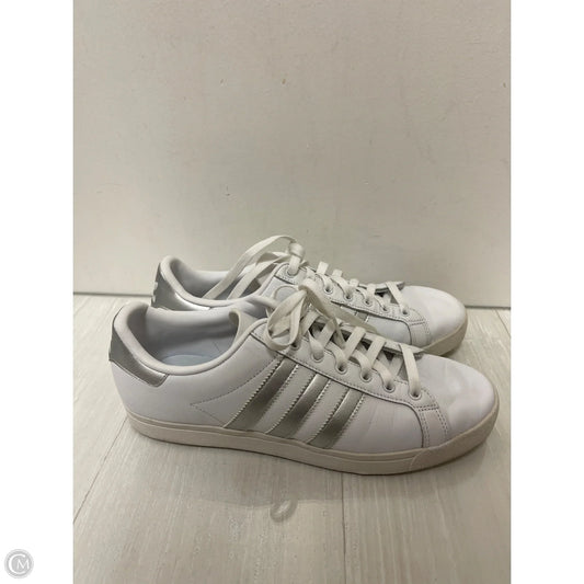 Shoes Flats By Adidas In White, Size: 10