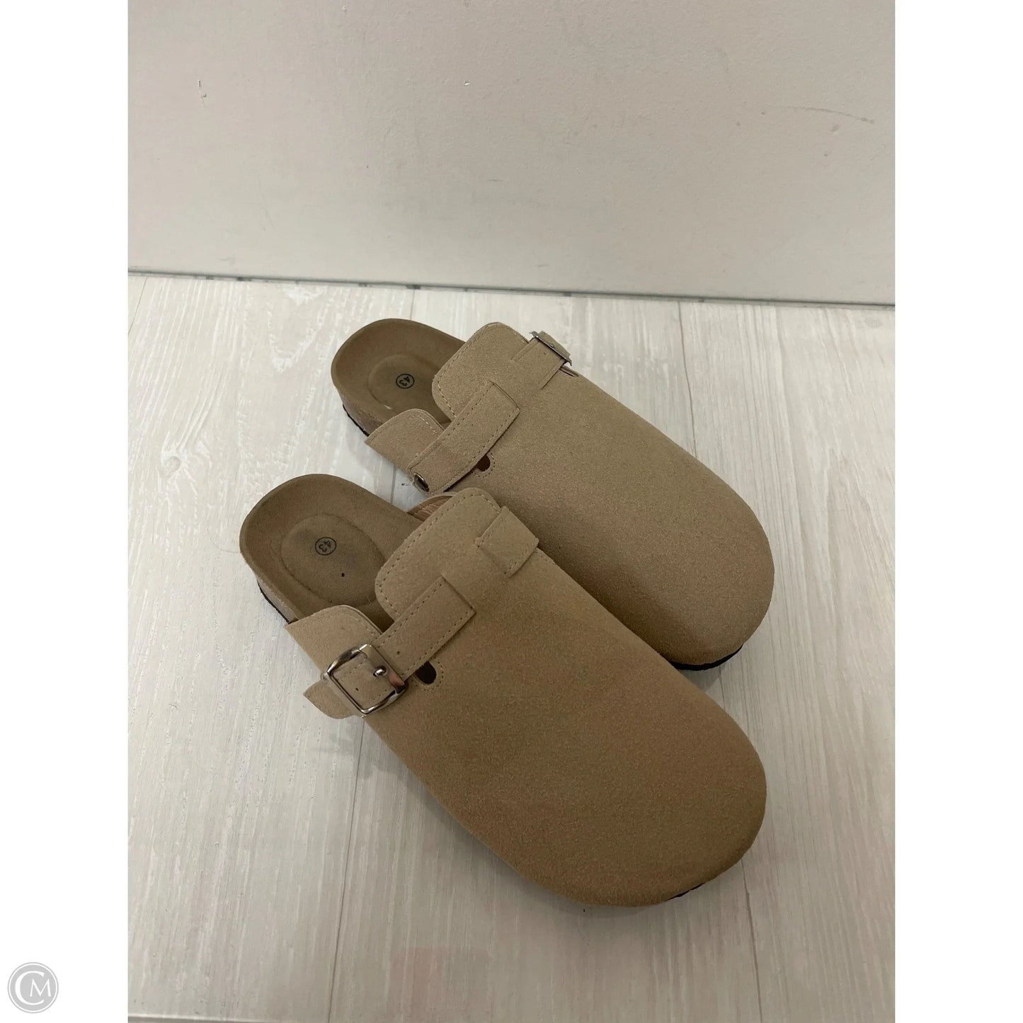 Shoes Flats By Clothes Mentor In Tan, Size: 12.5
